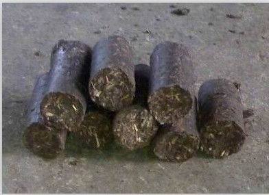 秸稈壓塊機 生物質(zhì)鍋爐燃料成型的關(guān)鍵設(shè)備