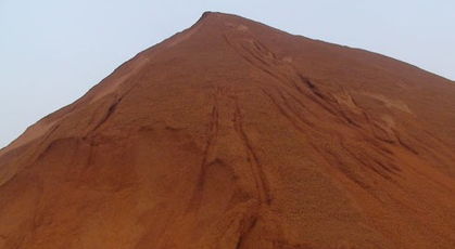 進口礦產中粗粉、鐵精粉及焦炭的市場價格與型號規格分析